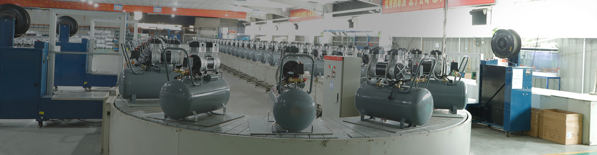 無油真空泵在半導(dǎo)體行業(yè)中的優(yōu)勢